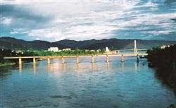 五十年代修建的景洪瀾滄江大橋